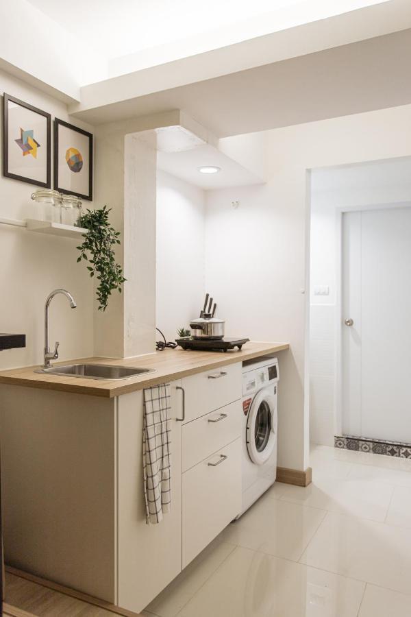 Apartamento B2 Large + Comfort Full Kitchen Near Mrt Bangson Bangkok